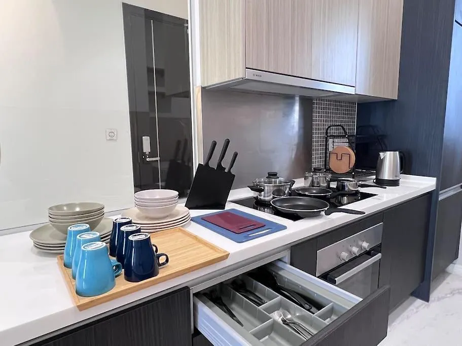 Setia Sky 88 By Cactus Homestay Thm Джохор-Бару 0*,